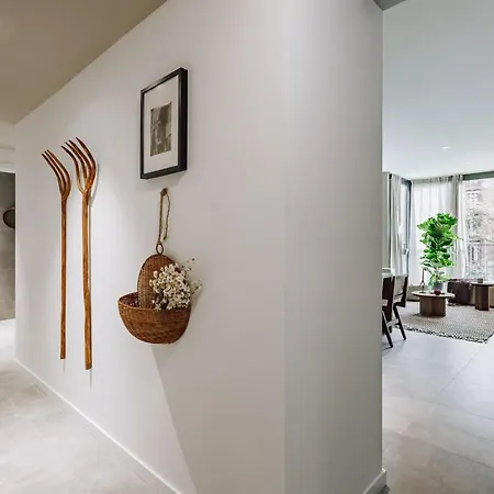 Апартаменты Encina - 2 Bedrooms In Eixample Esquerra