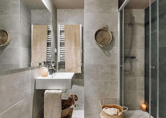 Encina - 2 Bedrooms In Eixample Esquerra Barcelona